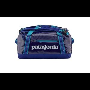 Patagonia Black Hole 40L Duffle NWT